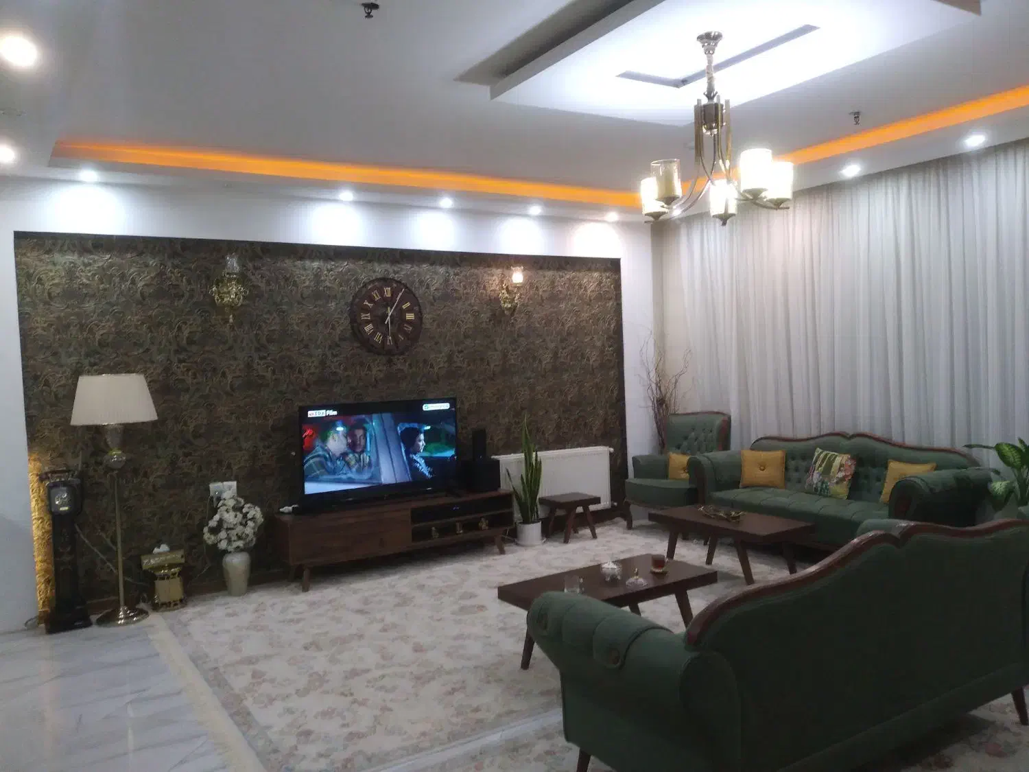 عبدالمطلب/اپارتمان۱۴۰متر/۳خواب/فول/پارکینگ اختصاصی|اجارهٔ آپارتمان|مشهد, فتح المبین|دیوار