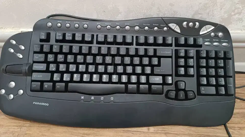 دوعدد کیبورد کامپیوتر سالم و تمیز|قطعات و لوازم جانبی رایانه|همدان, |دیوار