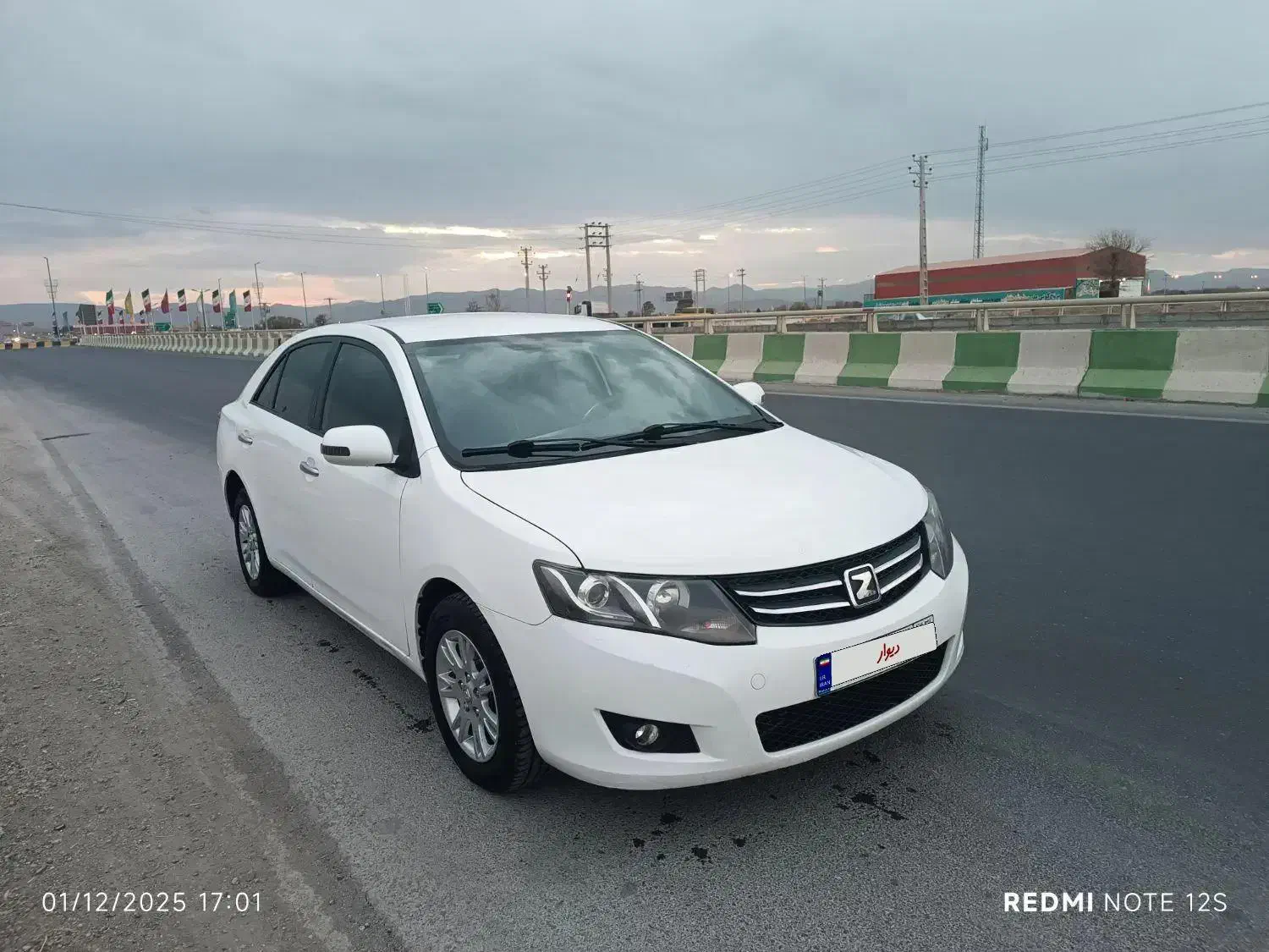 آریو(زوتی) مدل ۹۶ کاملا بی رنگ و استثنائی|خودرو سواری و وانت|اصفهان, شفق|دیوار