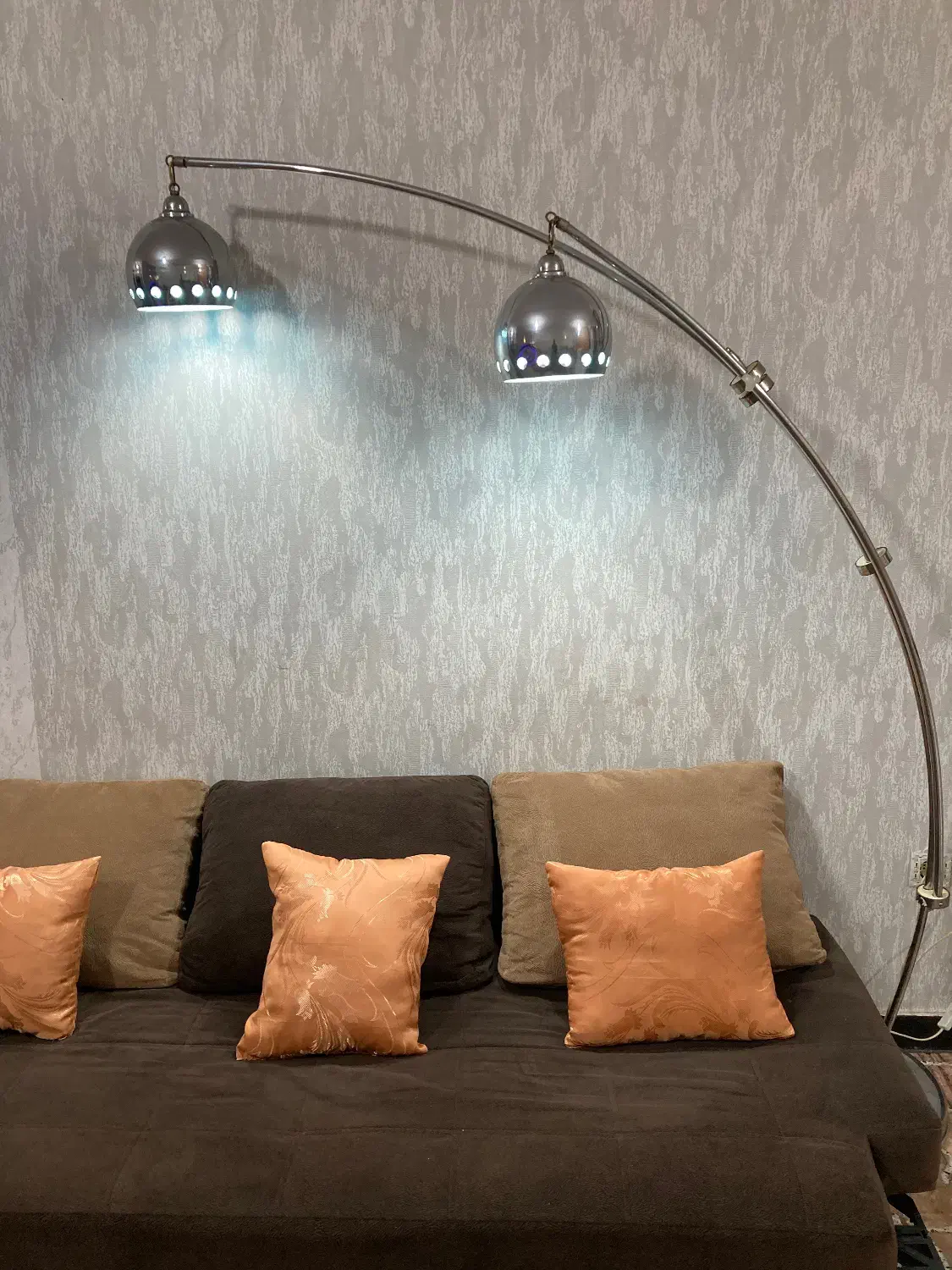 اباژور ایستاده|چراغ خواب و آباژور|کرج, گوهردشت|دیوار