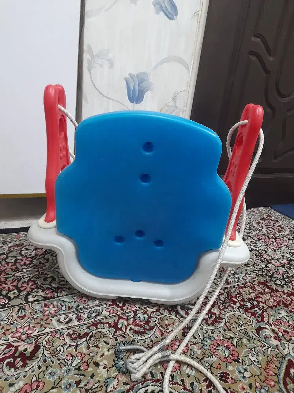 تاب|اسباب‌بازی بچه|اسلام‌شهر, شهرک قائمیه|دیوار