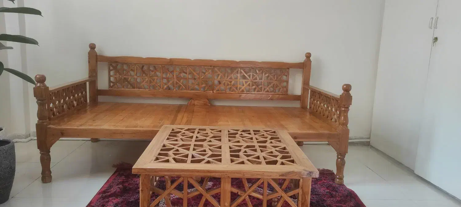 تخت سنتی|مبلمان خانگی و میز عسلی|اندیشه, اندیشه فاز ۳|دیوار