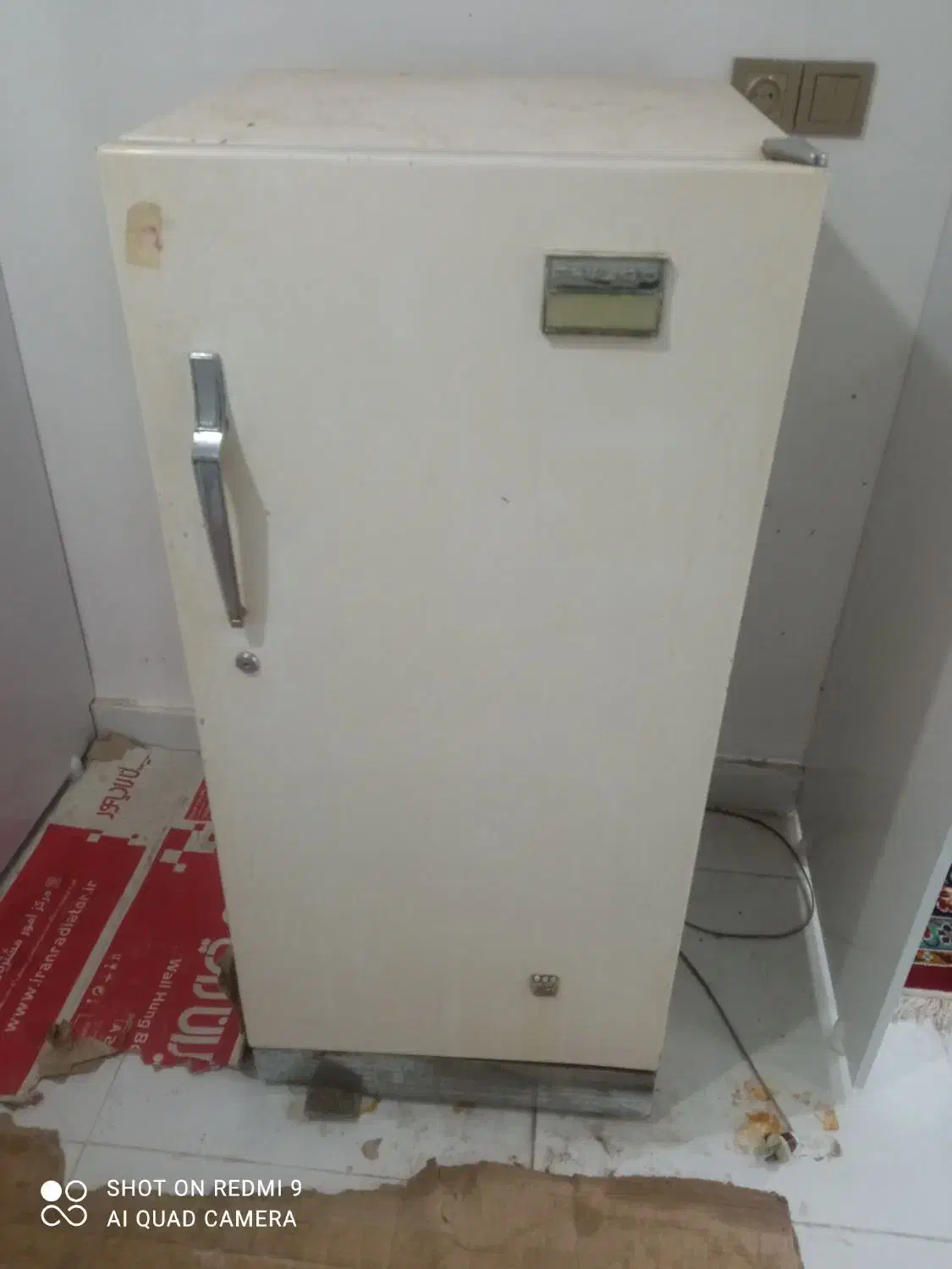 یخچال فریزر کوچک‌ و جم جور سالم سالم به شرط میدم|یخچال و فریزر|مشهد, نظام دوست|دیوار