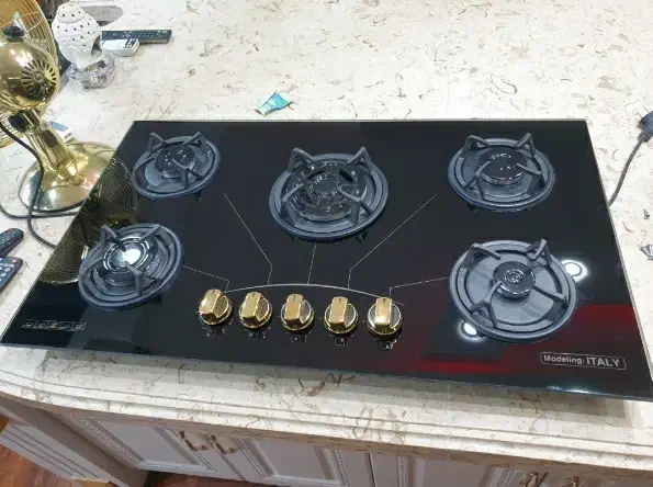 گاز تو کار نو بسیار شیک|اجاق گاز و لوازم برقی پختوپز|ری, ملکآباد|دیوار