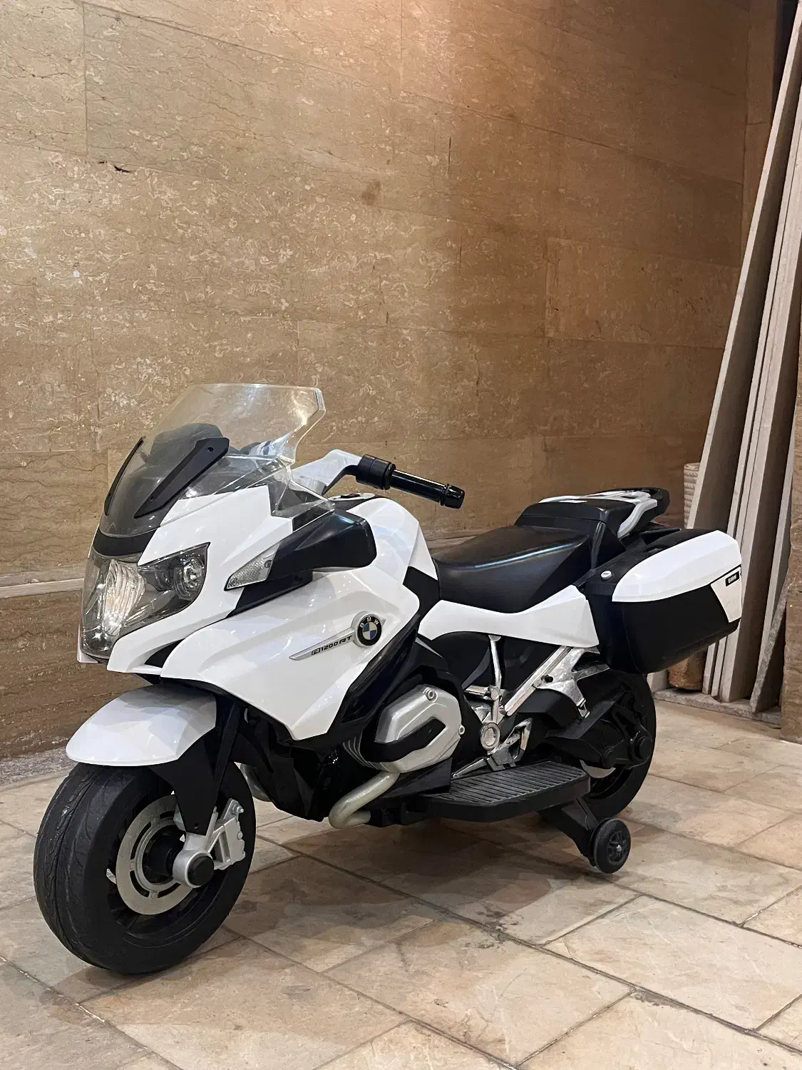 موتور پلیس شارژی درحد صفر از خونه بیرون نیومده|اسباببازی|گنبد کاووس, |دیوار