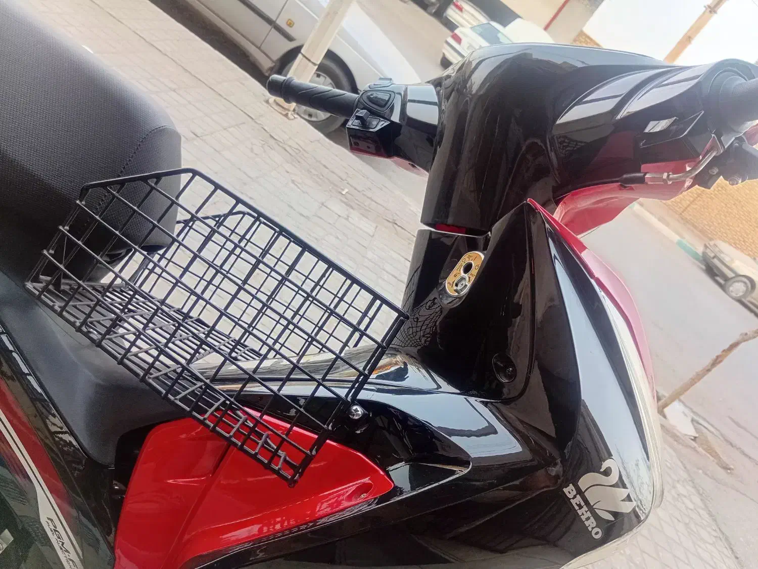 بهرو ۱۲۵ درحد صفر|موتورسیکلت|یزد, |دیوار