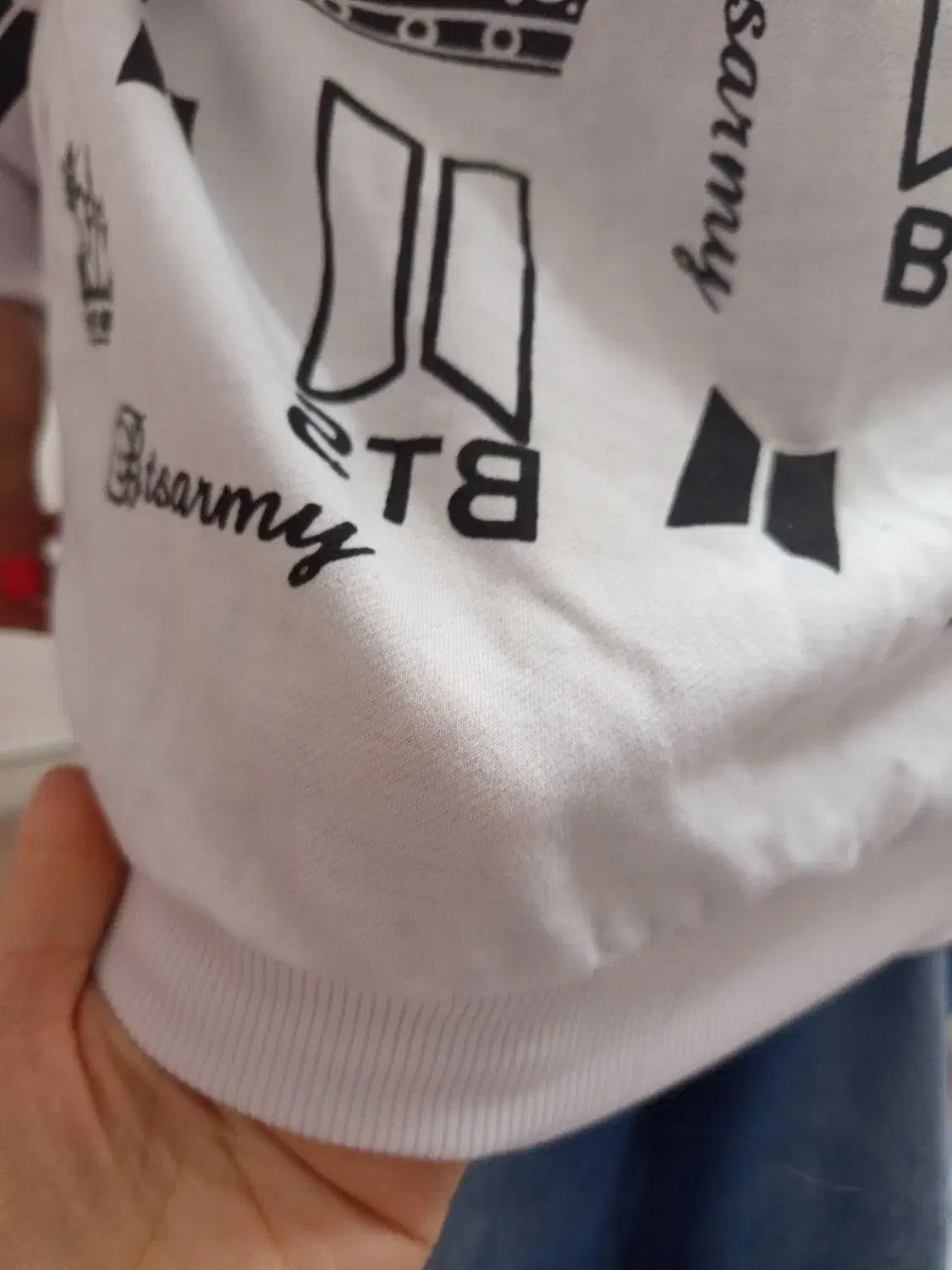 هودی نو|لباس|اصفهان, باغ فدک|دیوار