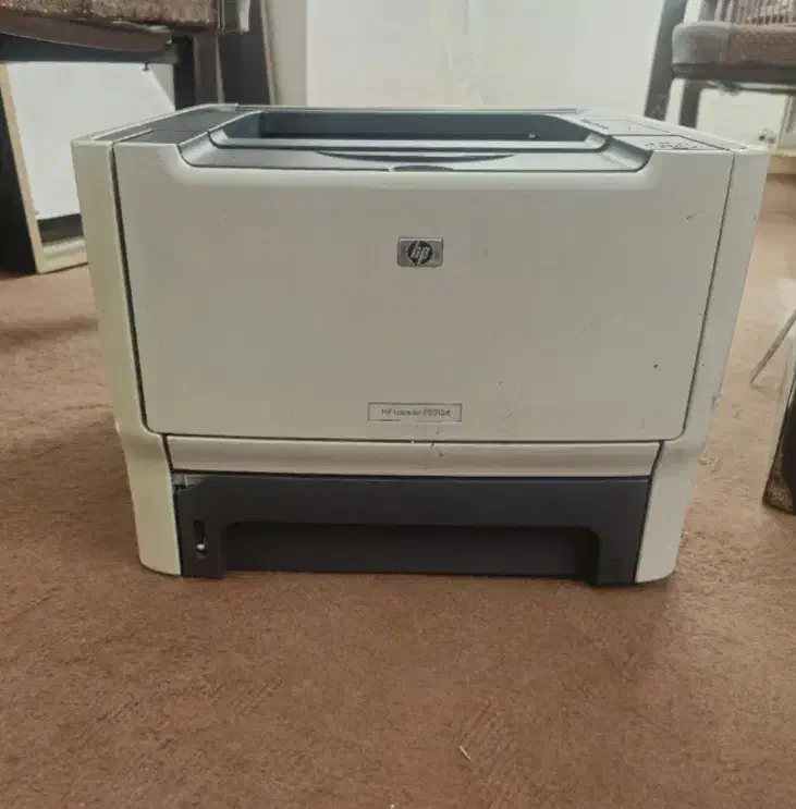 فروش یک دستگاه پرینتر اچ پی و مانیتور ۲۰ سامسونگ|پرینتر، اسکنر، کپی، فکس|بیجار, |دیوار