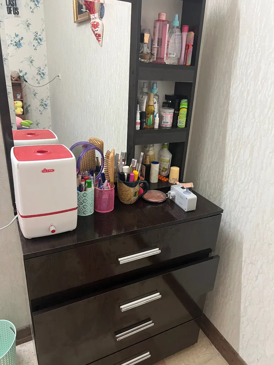 میز ارایش|جاکفشی، کمد، دراور|یزد, |دیوار