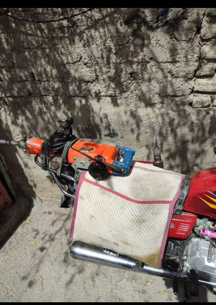 تخریب وکنده کاری باپیکور|خدمات پیشه و مهارت|زابل, |دیوار