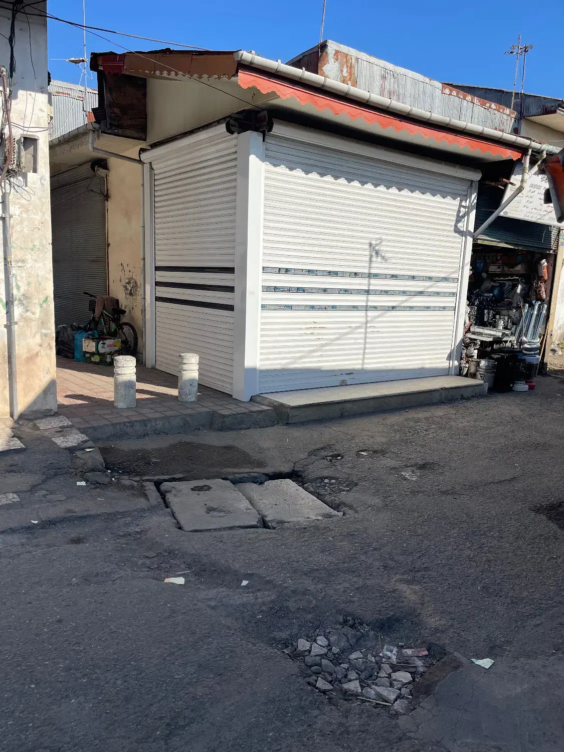 فروش مغازه دودهنه مرکز شهر|فروش مغازه و غرفه|آستانه اشرفیه, |دیوار