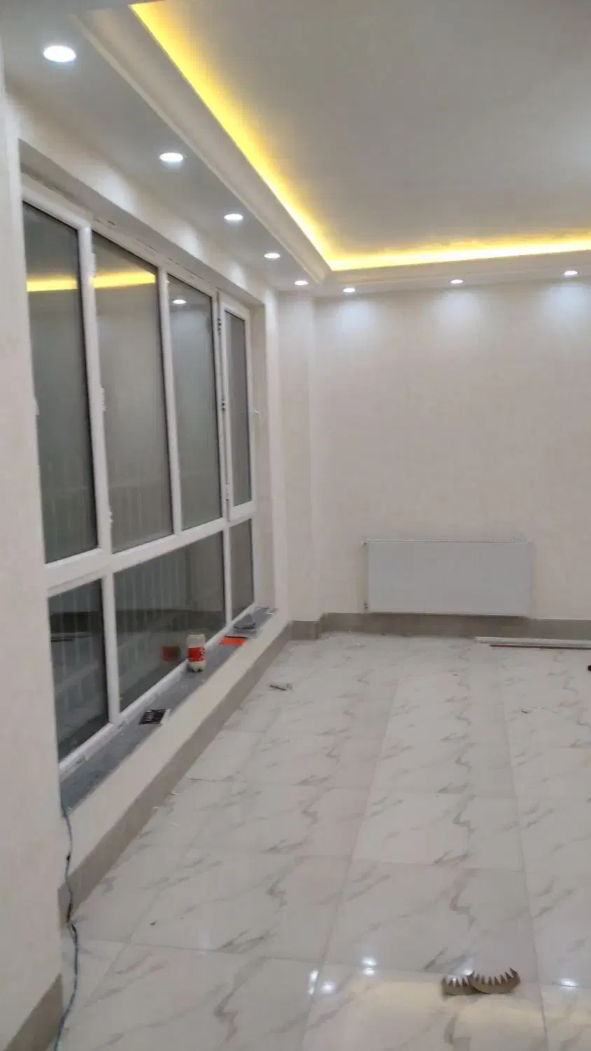 نصب و ترمیم کاغذ دیواری وبرچسب|خدمات پیشه و مهارت|همدان, |دیوار