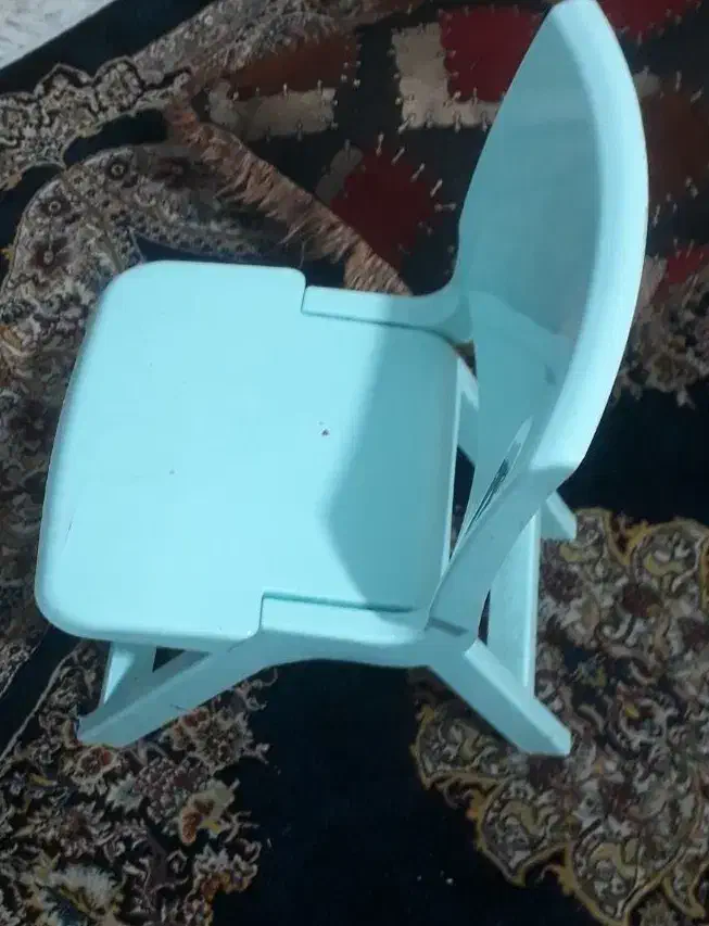 صندلی تاشو کودک جنس خوب|تخت و صندلی بچه|شیراز, میانرود|دیوار