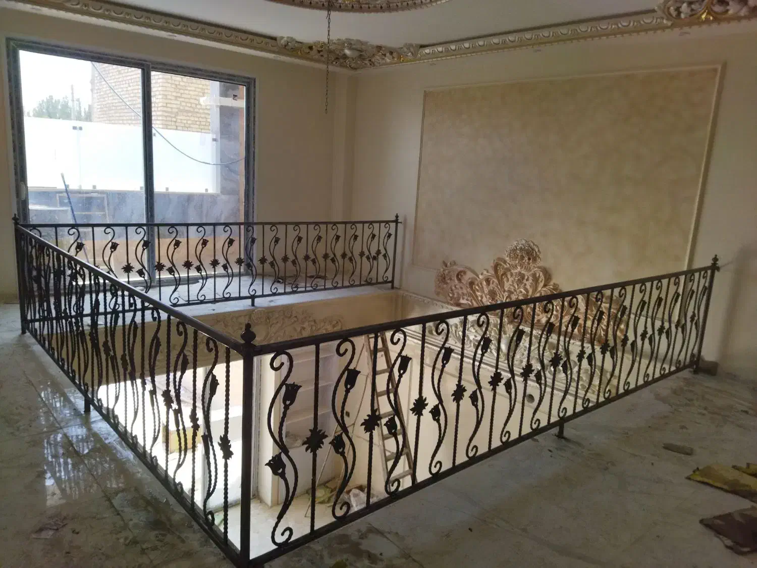 جوشکار ساخت چهارچوب فلزی فرانسوی|خدمات پیشه و مهارت|اصفهان, دوطفلان|دیوار