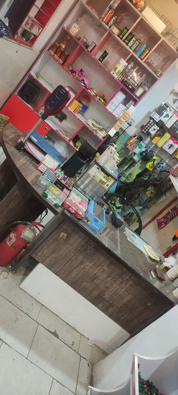 تعدادی وسایل برای فروشگاه وسوپرمارکن|فروشگاه و مغازه|قائن, |دیوار