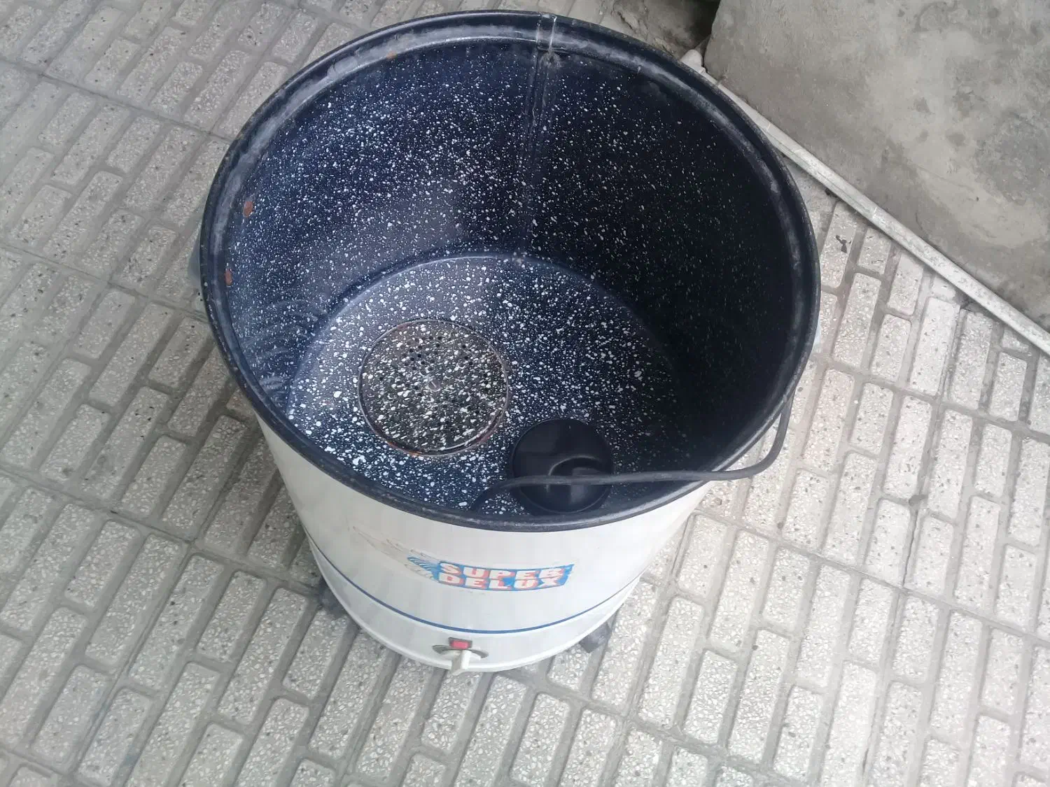 لباسشویی سطلی قدیمی|ماشین لباسشویی و خشک‌کن لباس|قائم‌شهر, |دیوار