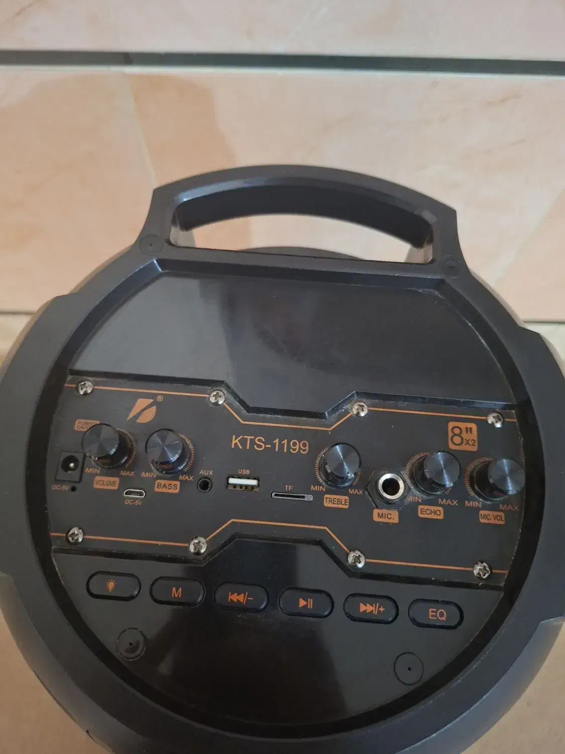 اسپیکر میکروفون دار قوی رقص نور|سیستم صوتی خانگی|ایلام, |دیوار