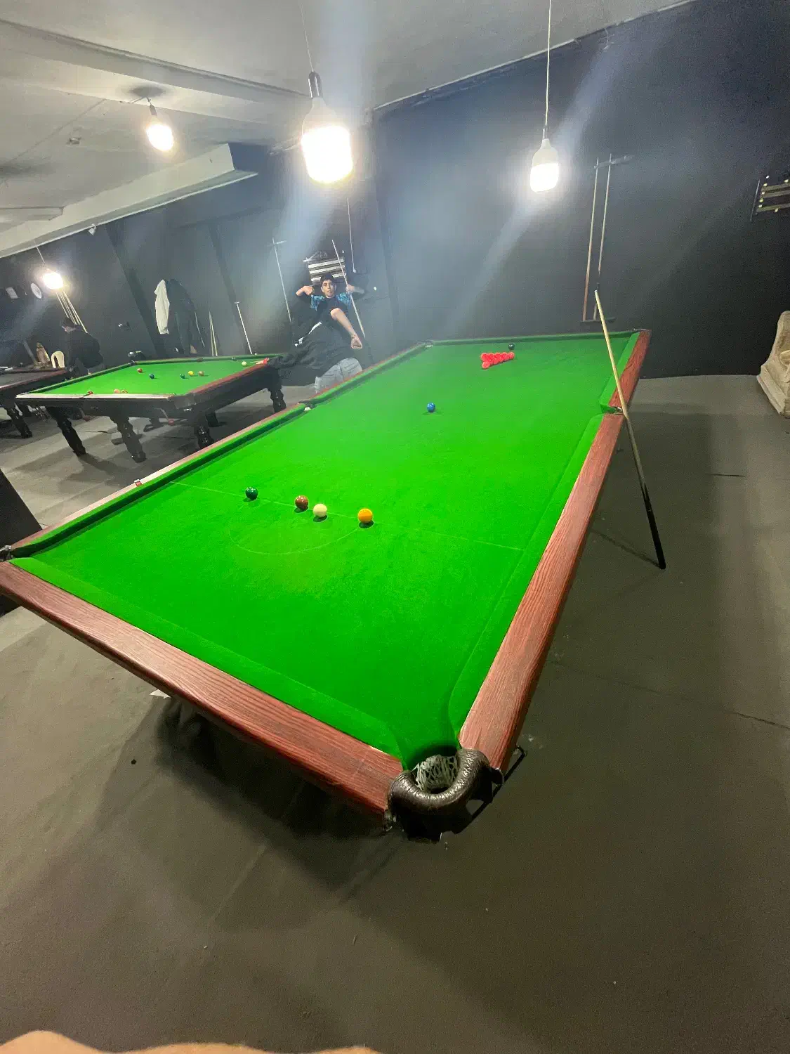 میز بیلیارد ( اسنوکر )|ورزش‌های توپی|زیرآب, |دیوار