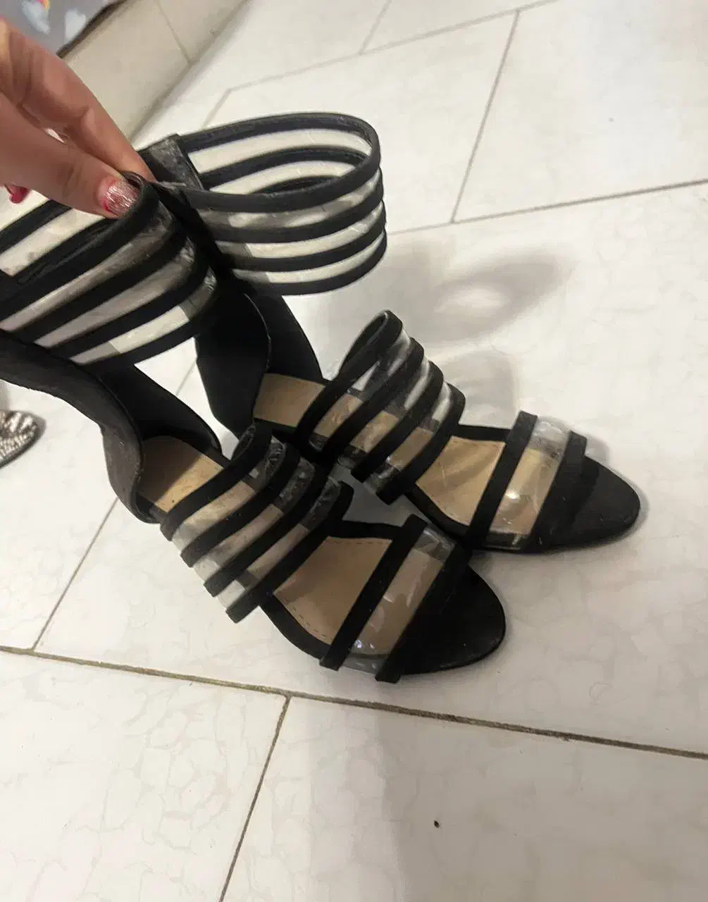 تعدادی کفش مجلسی بسیار شیک و‌نو هستن|کیف، کفش، کمربند|بابلسر, |دیوار