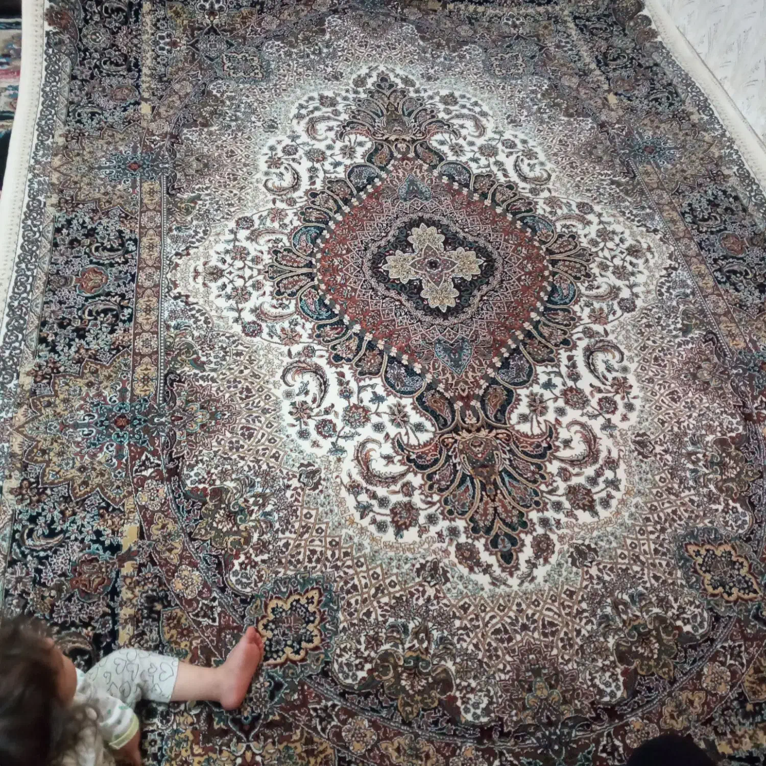 فرش|فرش|صحنه, |دیوار