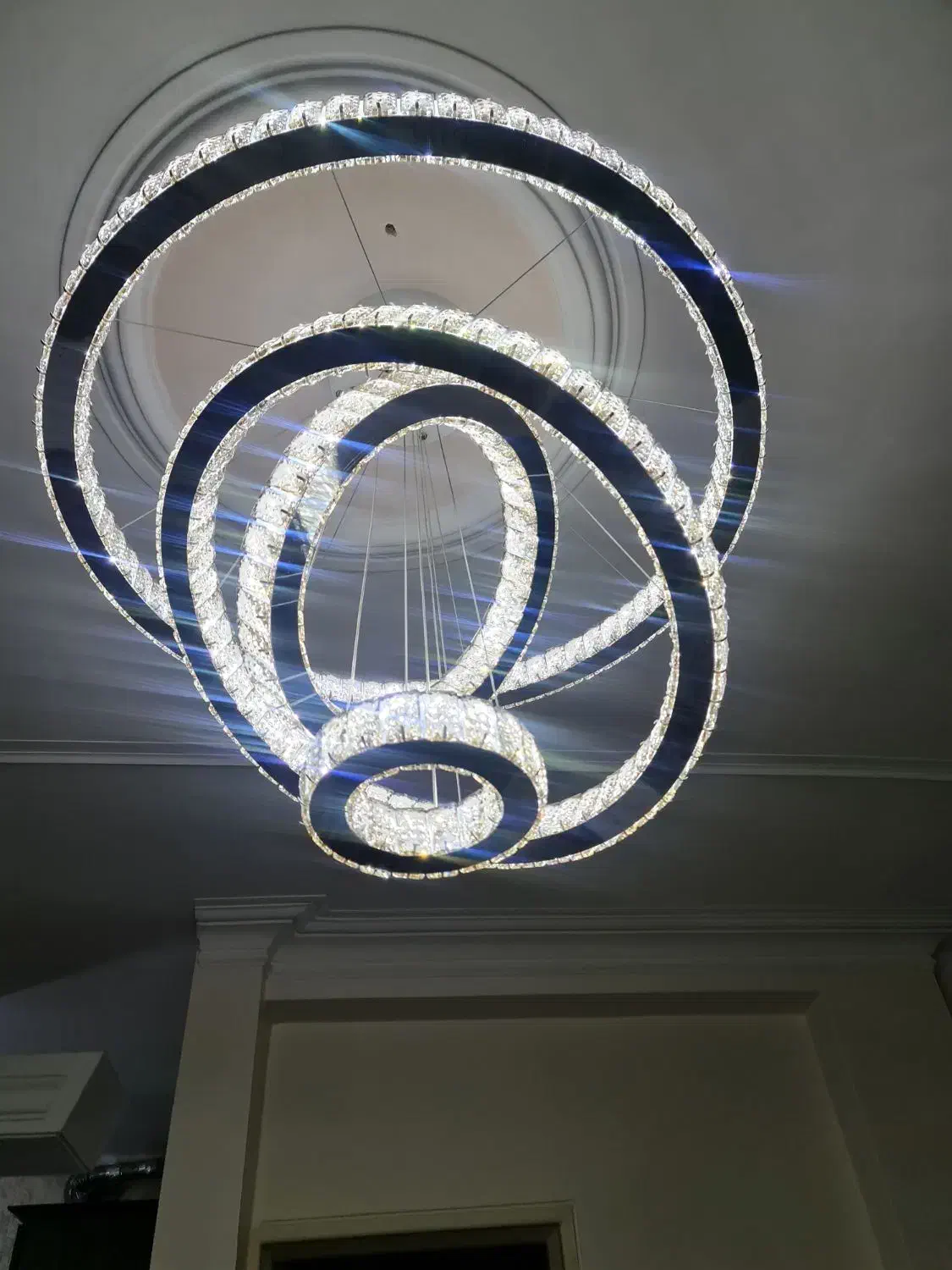 لوستر کهکشانی نو نو بسیار تمیز و شیک|لوستر و چراغ آویز|پرند, فاز ۳|دیوار