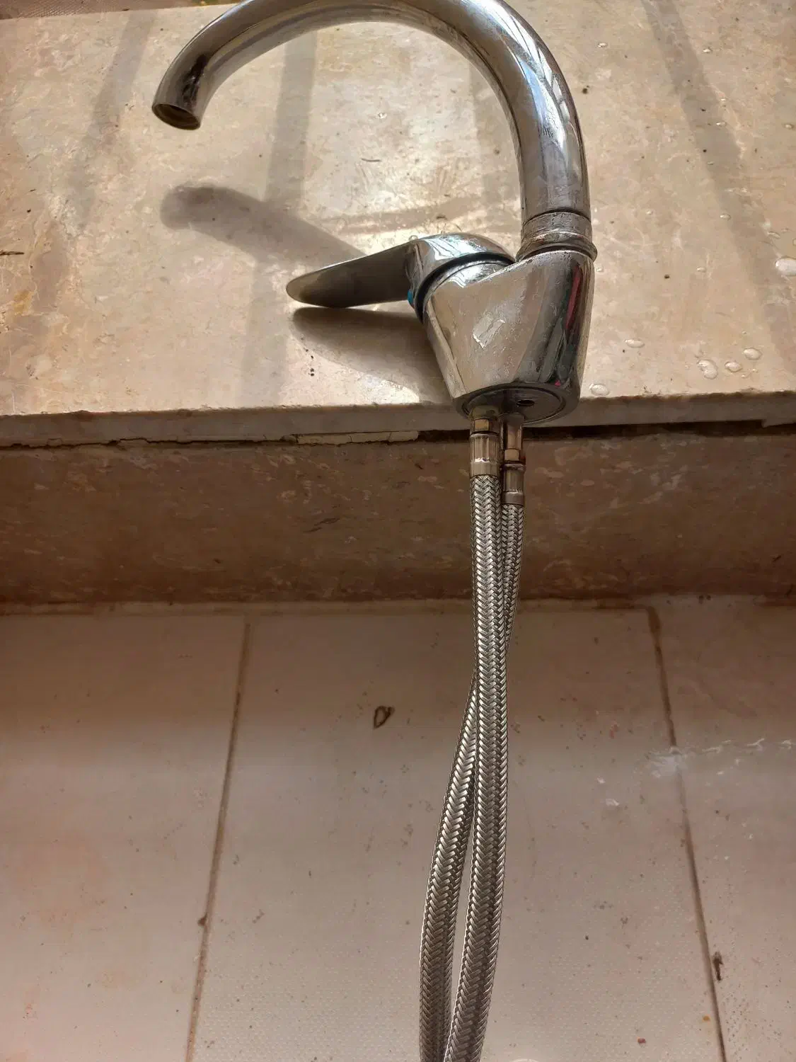 شیر سینک آشپزخانه|مصالح و تجهیزات ساختمان|صدرا-فارس, فاز ۱|دیوار