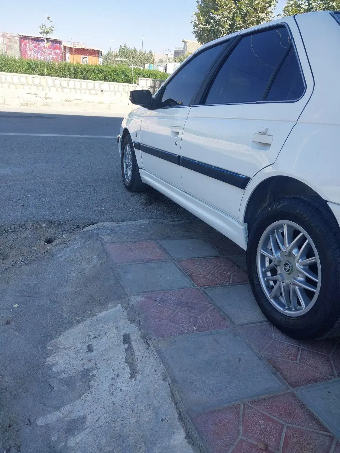 پارس سال مدل۹۹ دریچه سیمی|خودرو سواری و وانت|الیگودرز, |دیوار