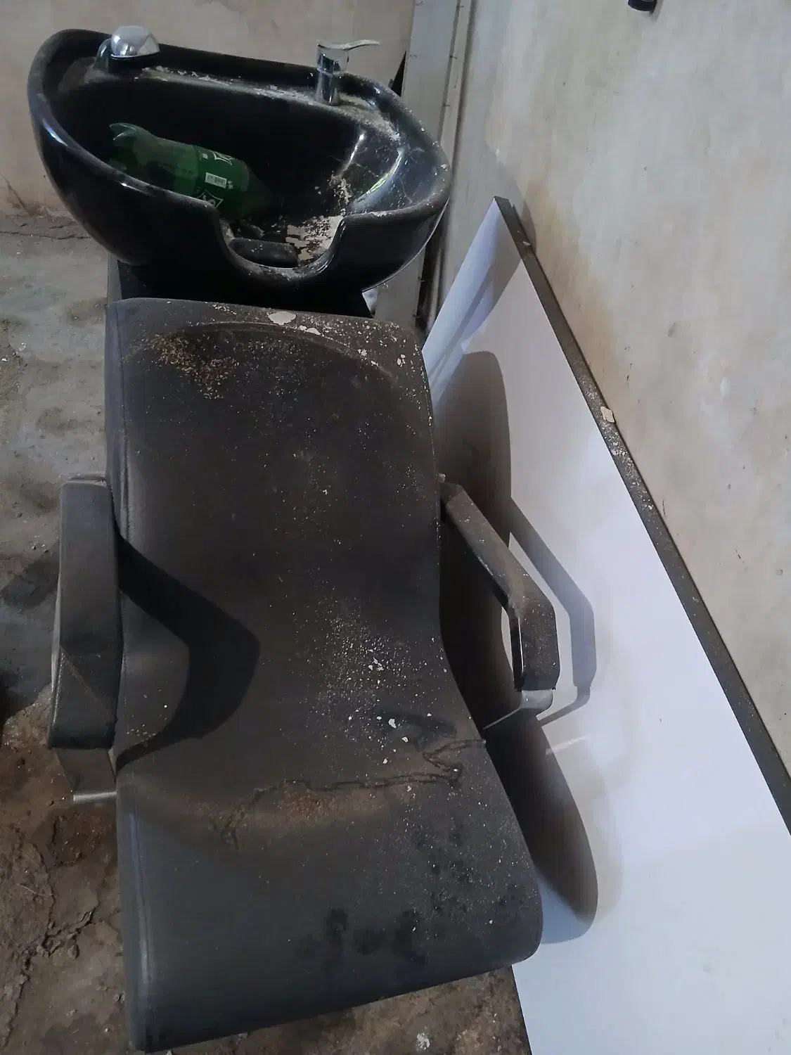 وسایل آرایشگاه کاملا در حد نو|آرایشگاه و سالنهای زیبایی|اسدآباد, |دیوار