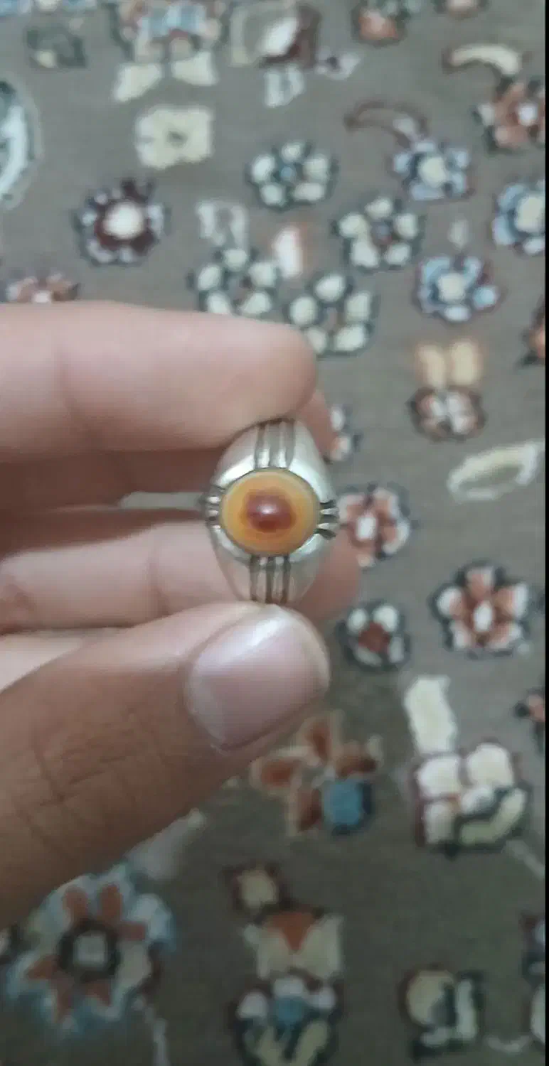 عقیق ۳پوست|کلکسیون اشیاء عتیقه|محمدیه-قزوین, |دیوار