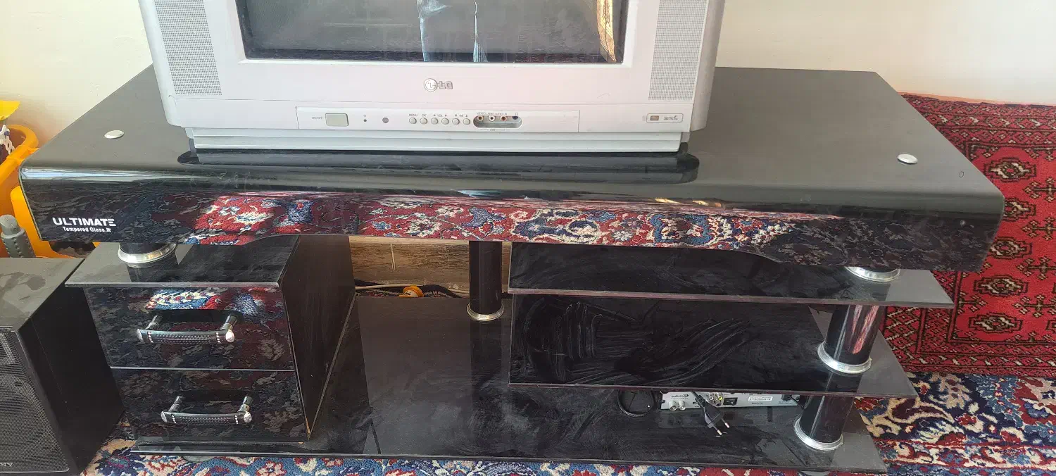 میز تلویزیون شیشه ای مشکی|میز تلویزیون|مهدی شهر, |دیوار