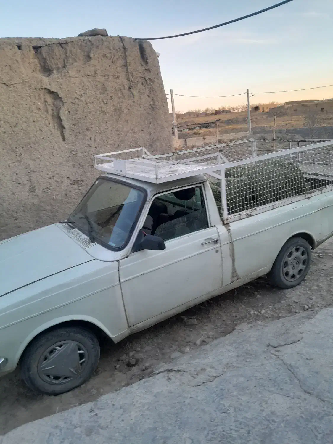 پیکان وانت موتور سالم به شرط|خودرو سواری و وانت|تربت جام, میان جام|دیوار