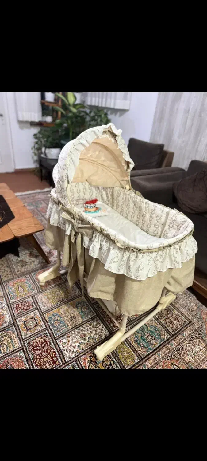 قیمت ۲۵۰۰|تخت و صندلی بچه|تالش, هشتپر|دیوار