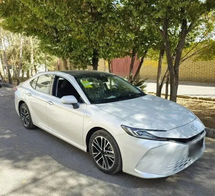 تویوتا کمری هیبرید ۲۰۲۵ پریمیوم ادیشن|خودرو سواری و وانت|اصفهان, شاهزاده ابراهیم|دیوار