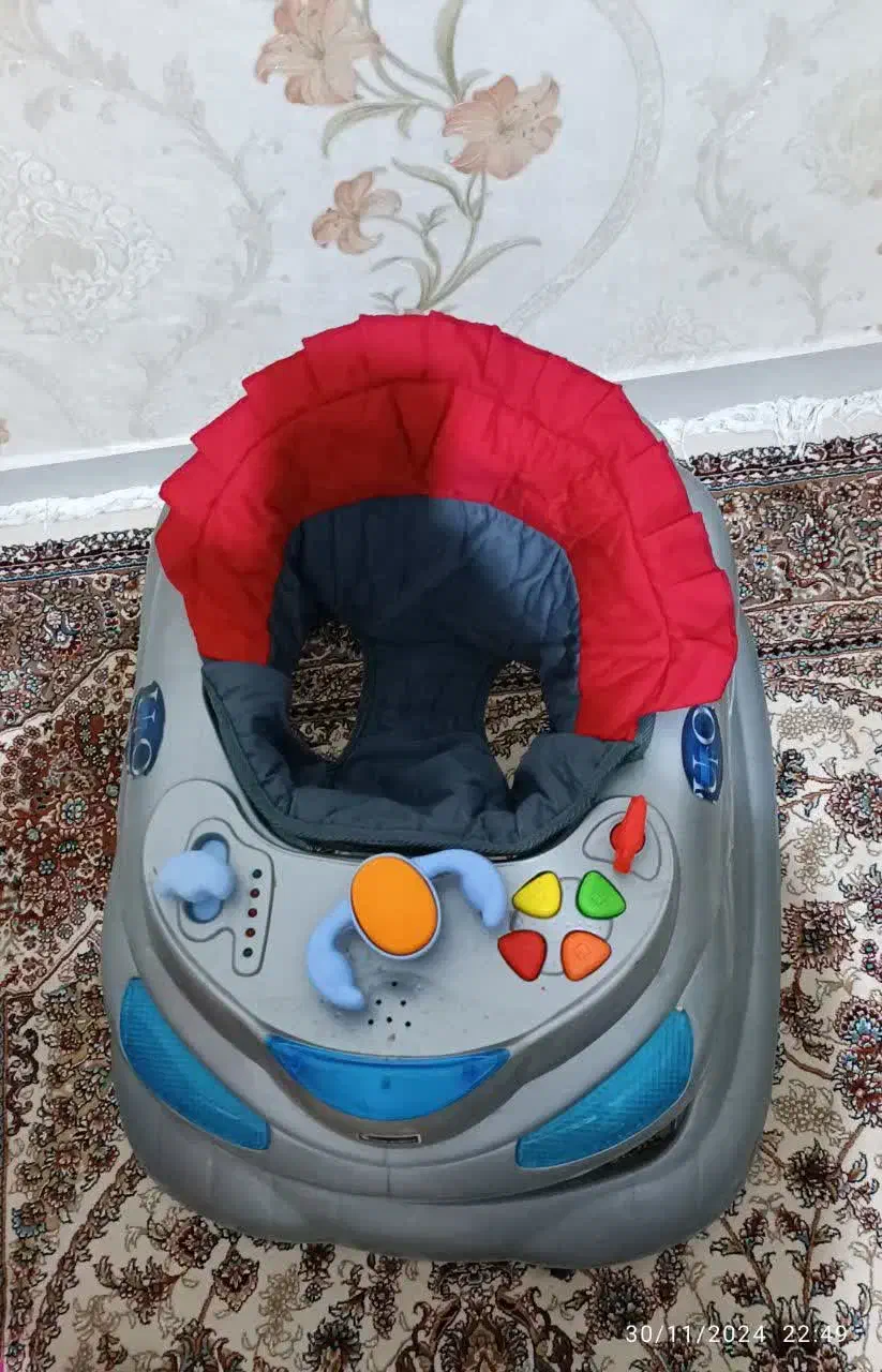 کریر و روروک|اسباب و اثاث بچه|گلستان (تهران), |دیوار