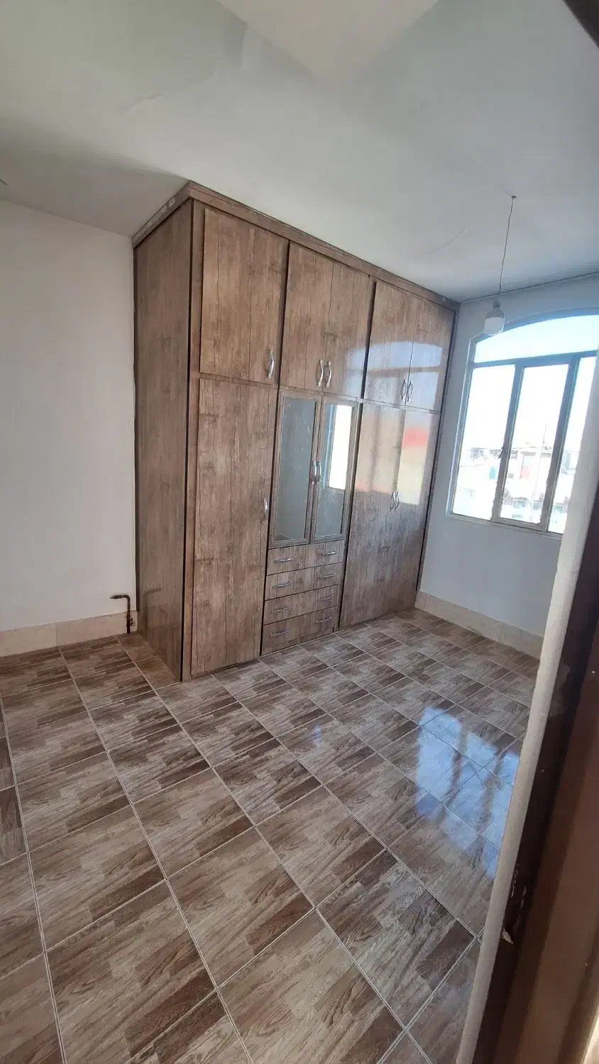 اجاره آپارتمان طبقه اول فرحبخش شرقی 30|اجارهٔ آپارتمان|نیشابور, مدرس|دیوار