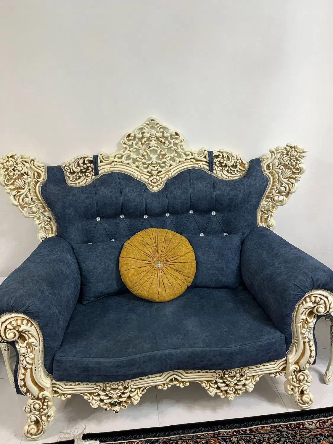 مبلمان سلطنتی هفت نفره|مبلمان خانگی و میز عسلی|آستانه اشرفیه, |دیوار