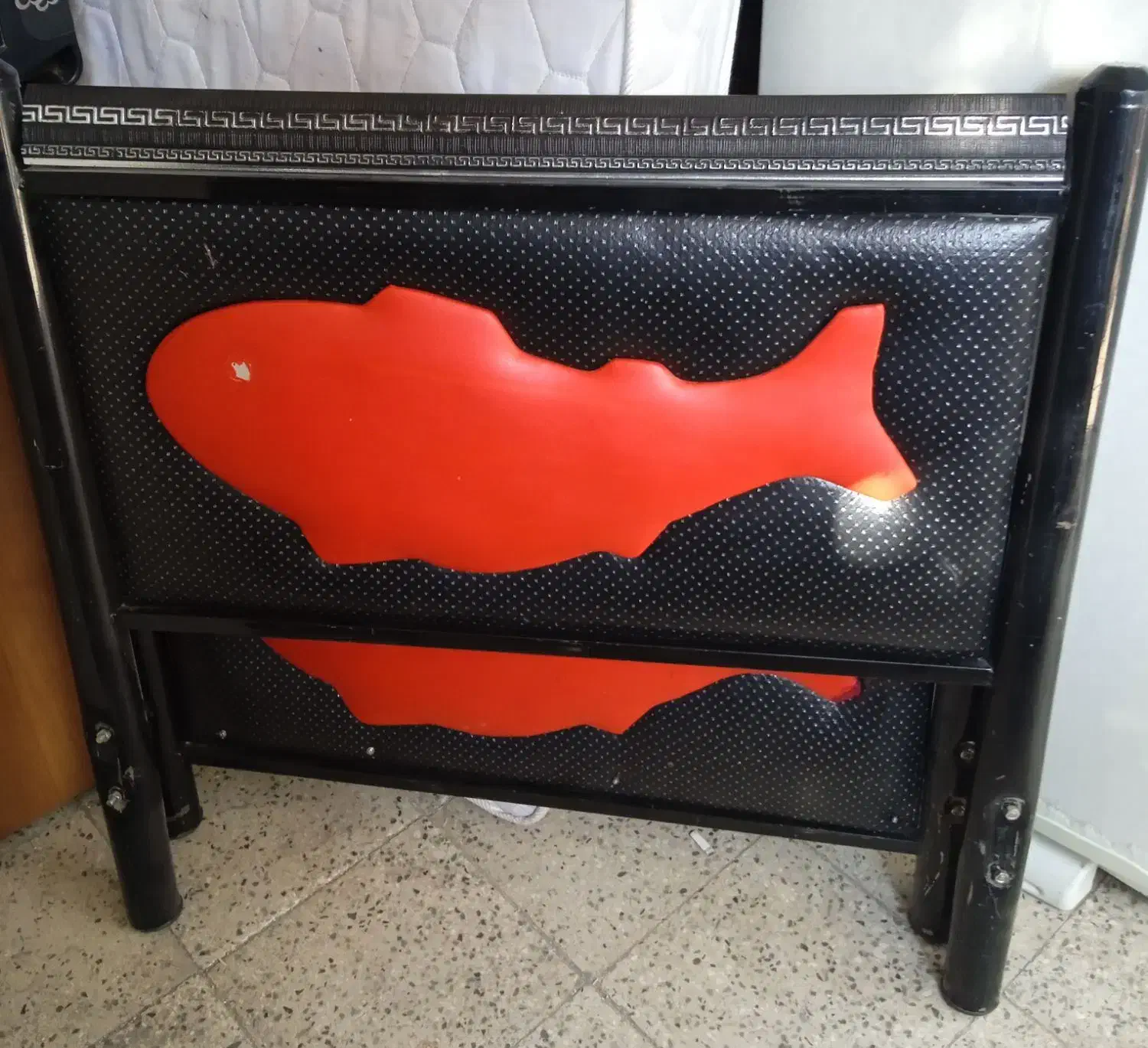 تختخواب فلزی یک نفره|تخت و سرویس خواب|الوند, |دیوار