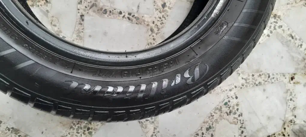 لاستیک پراید و پژویی|قطعات یدکی و لوازم جانبی|رشت, کاکتوس|دیوار