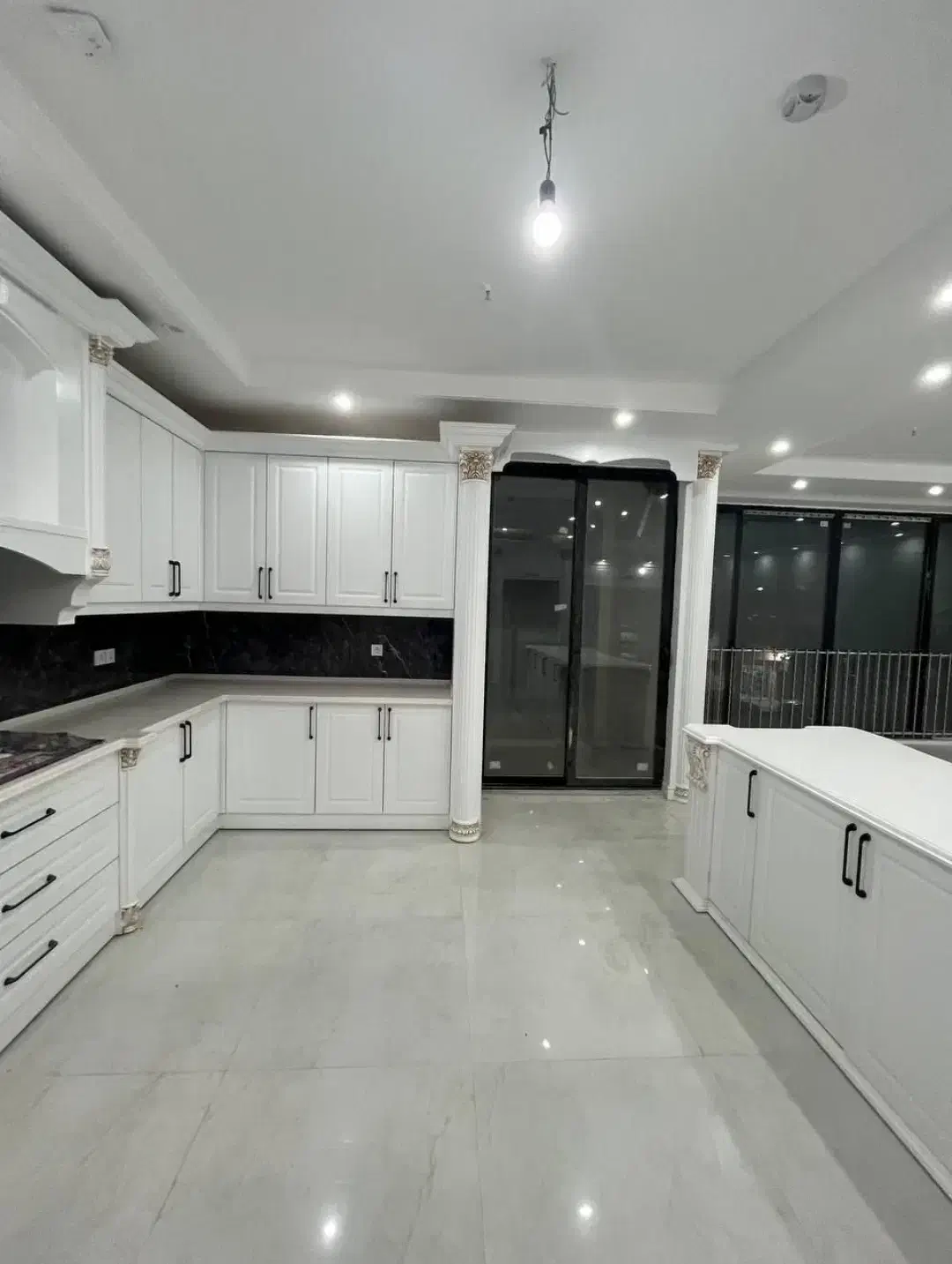 آپارتمان ۱۲۰ متری ، حاشیه الهیه ، رو به میدان|فروش آپارتمان|مشهد, جاهد شهر|دیوار