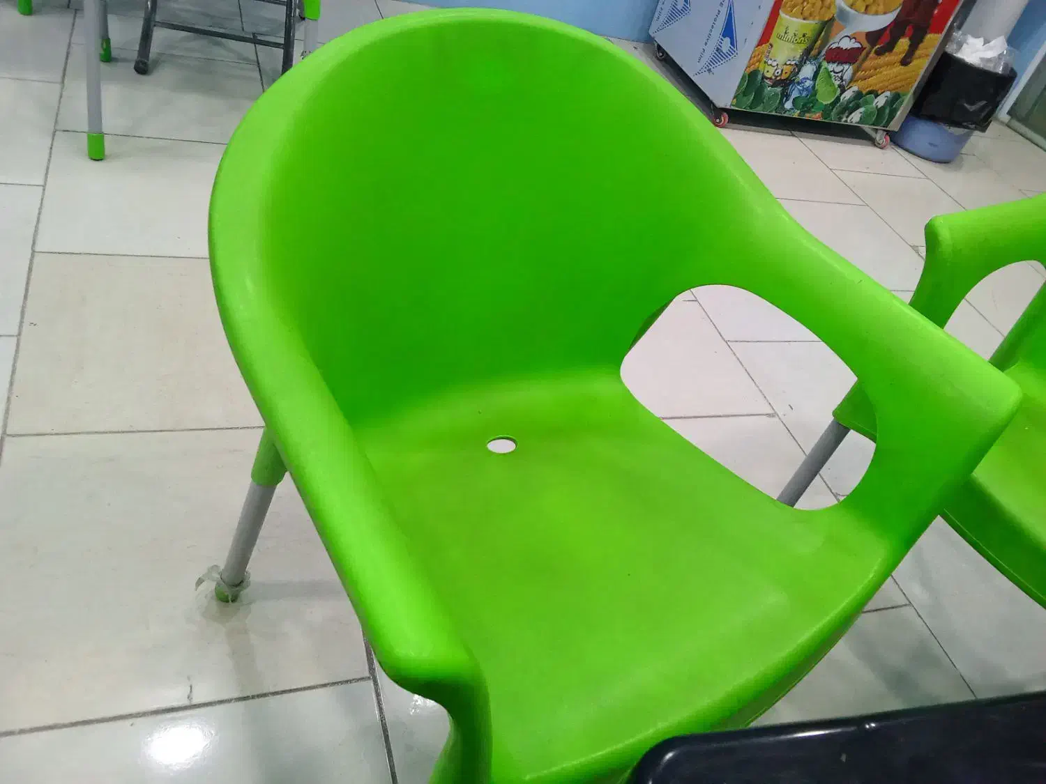 صندلی|صندلی و نیمکت|یاسوج, |دیوار