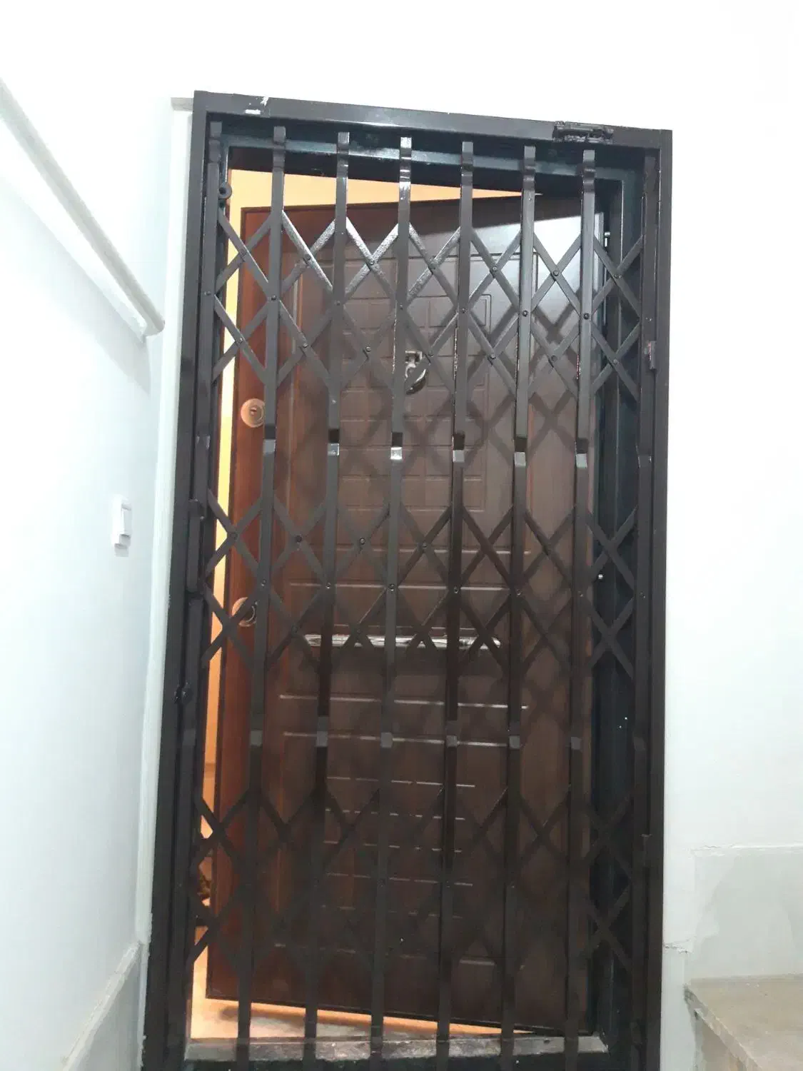 انواع درب های آکاردونی ،حفاظ و...|خدمات پیشه و مهارت|تویسرکان, |دیوار