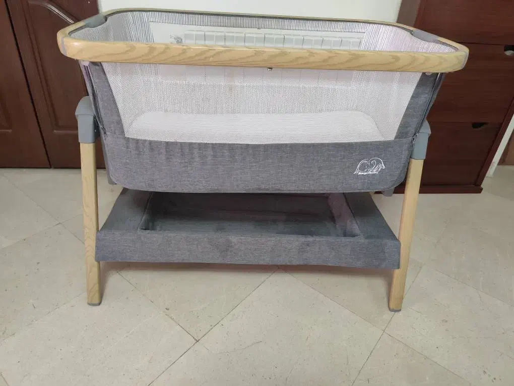 تخت کنار مادر خارجی آنجل بی بی|تخت و صندلی بچه|تهران, نیروی دریایی|دیوار