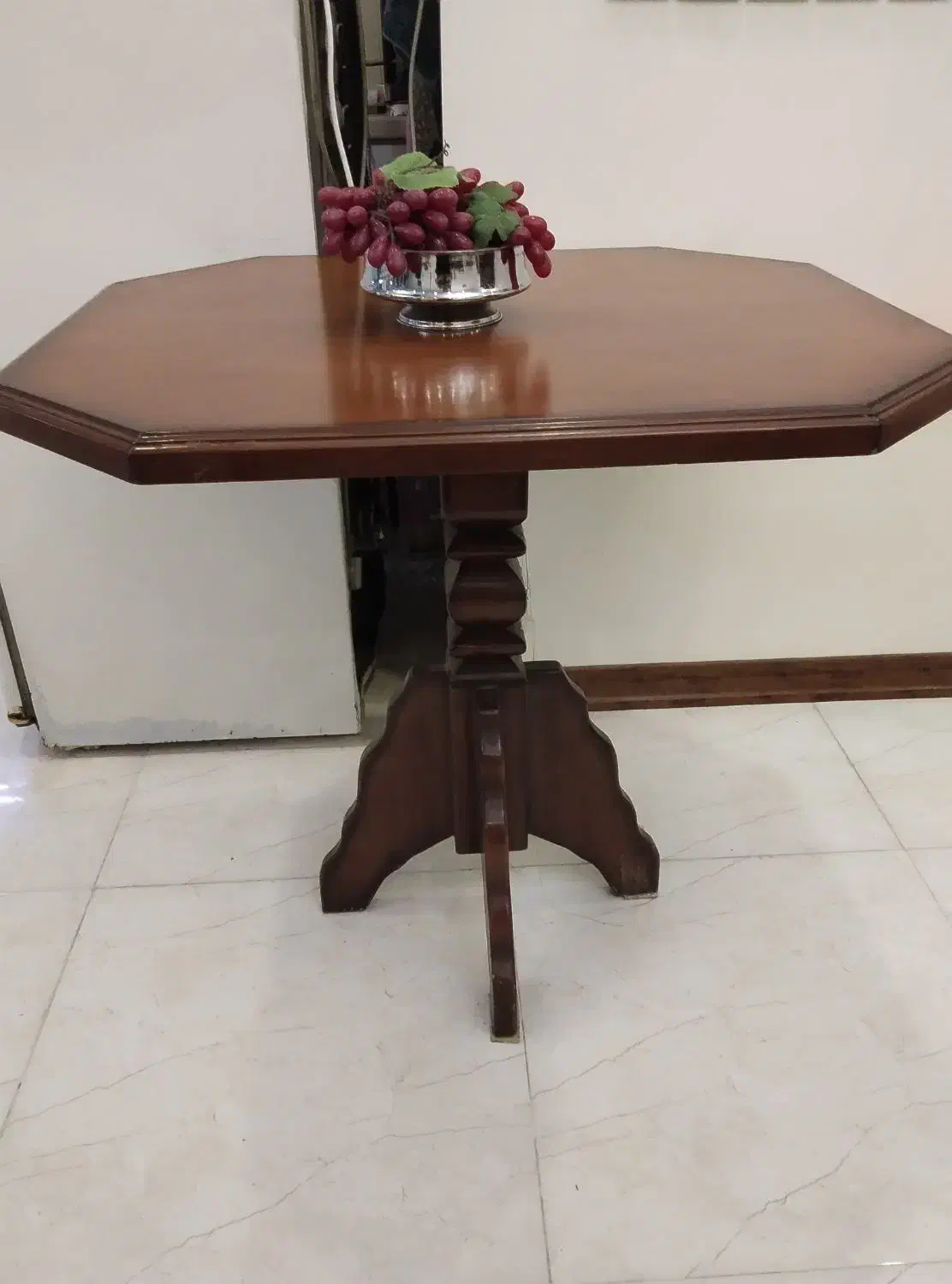 میز چهار. نفر|میز و صندلی غذاخوری|گرمدره, |دیوار