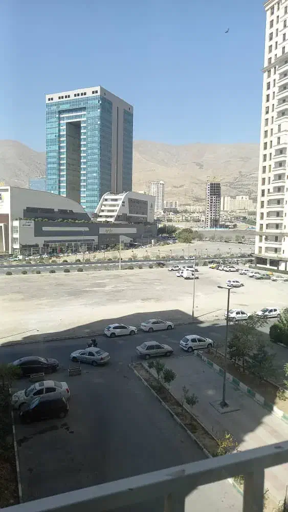 برجی لوکس و آرام در ۵ قدمی دریاچه/چیتگر/منطقه ۲۲|اجارهٔ آپارتمان|تهران, گلستان (شهرک راه آهن)|دیوار