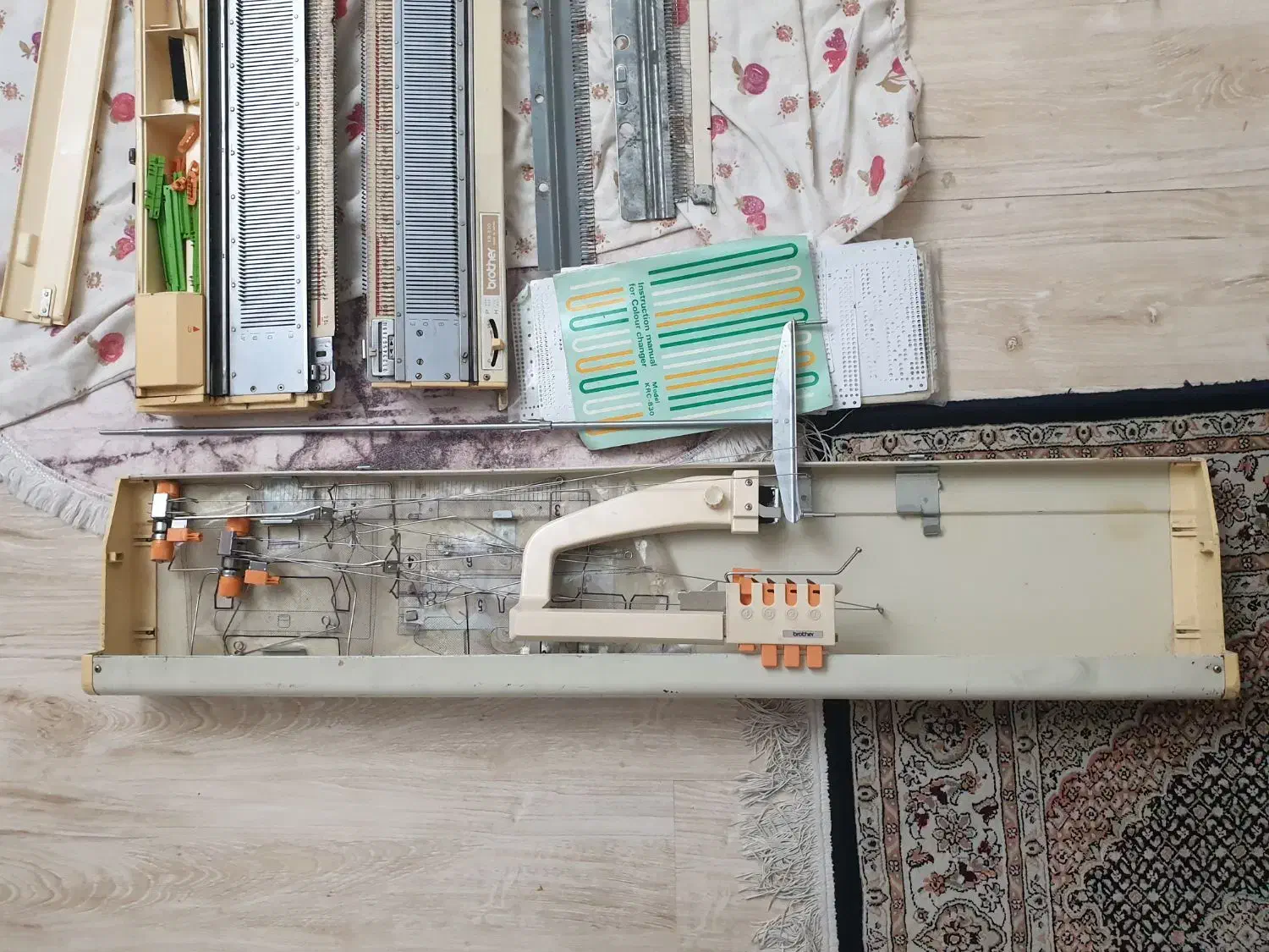 دستگاه بافتنی مدلbrother 860|لوازم خیاطی و بافتنی|تبریز, |دیوار