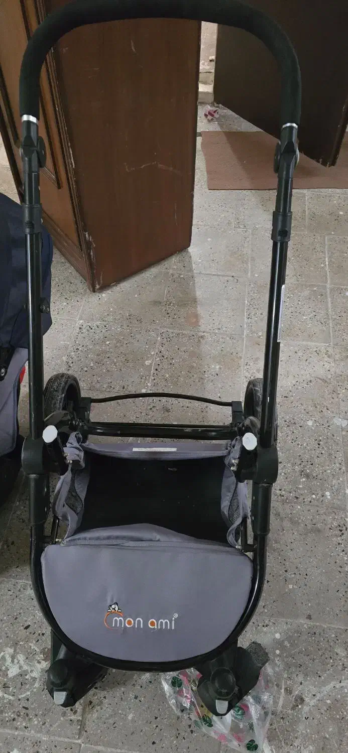 کالسکه و کریر و صندلی ماشین|کالسکه و لوازم جانبی|تهران, والفجر (افسریه)|دیوار