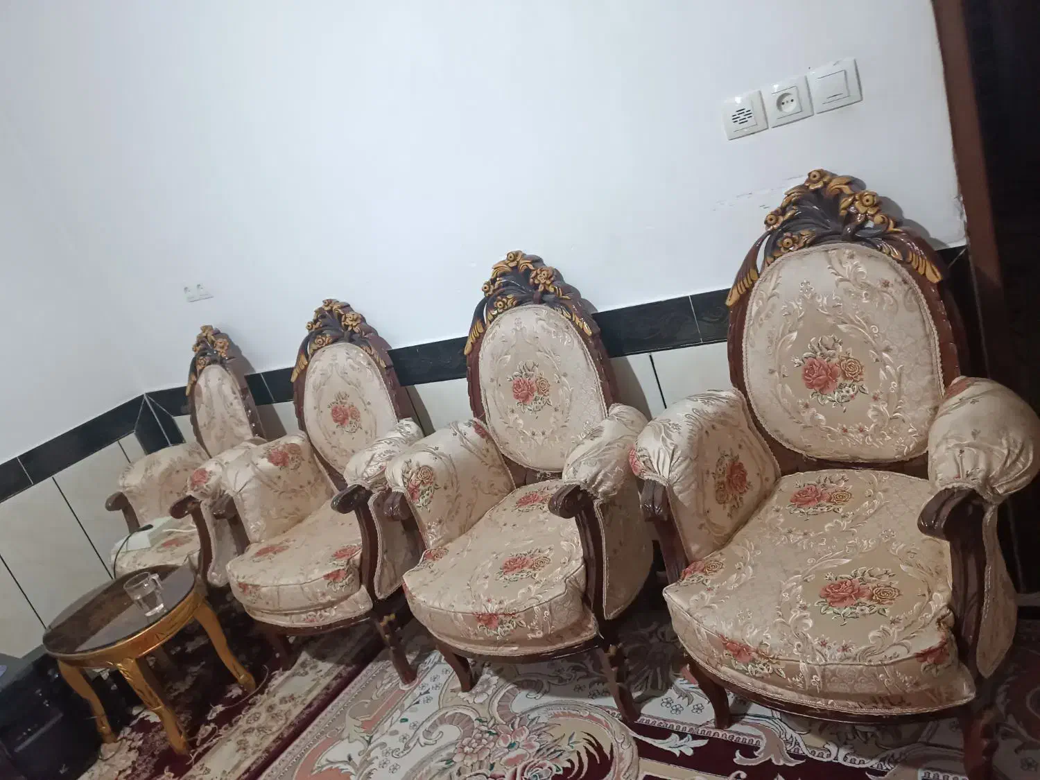 مبل 9نفره سلطنتی|مبلمان خانگی و میز عسلی|پلدختر, |دیوار