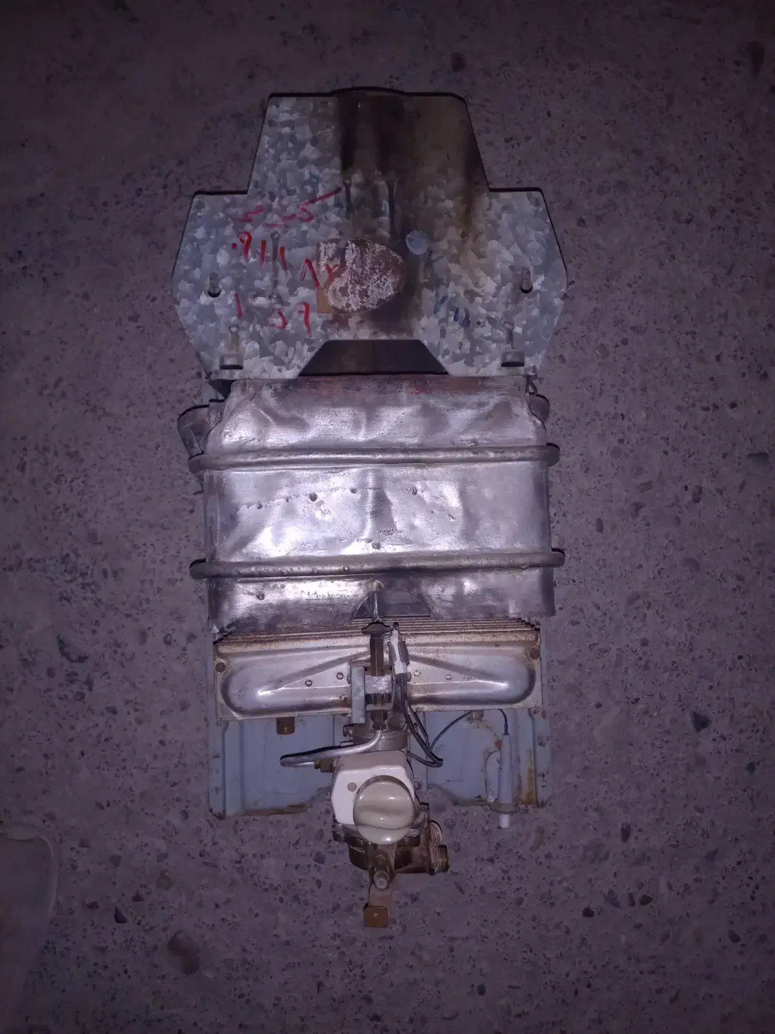 آبگرمکن دیواری|آبگرمکن، پکیج، شوفاژ|مهران (ایلام), |دیوار