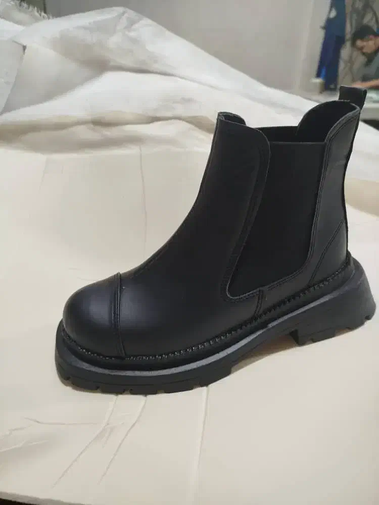 فروش عمده نیم بوت/بوت/تولیدی/تهران/کرج|کیف، کفش، کمربند|تهران, حر|دیوار