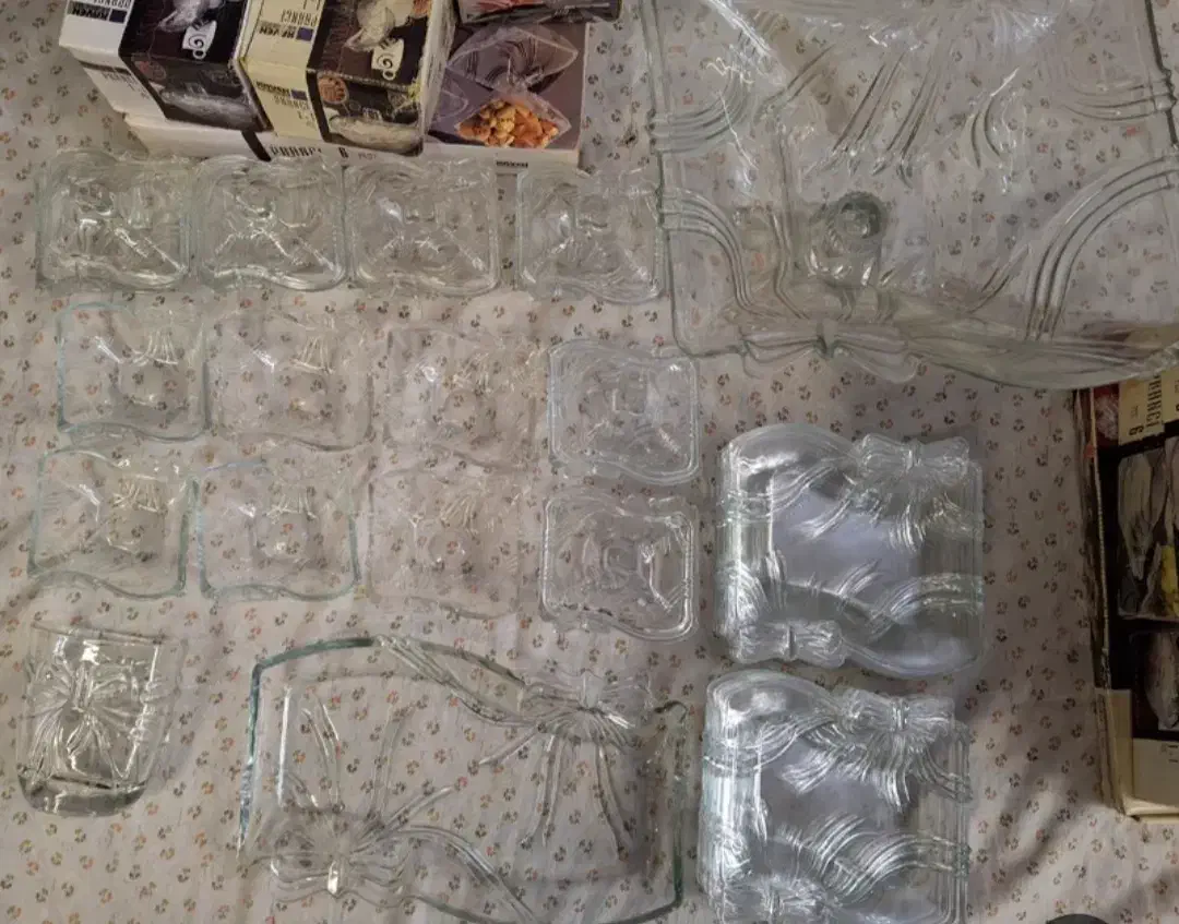 سرویس پذیرایی پاپیون|ظروف سرو و پذیرایی|الوند, |دیوار